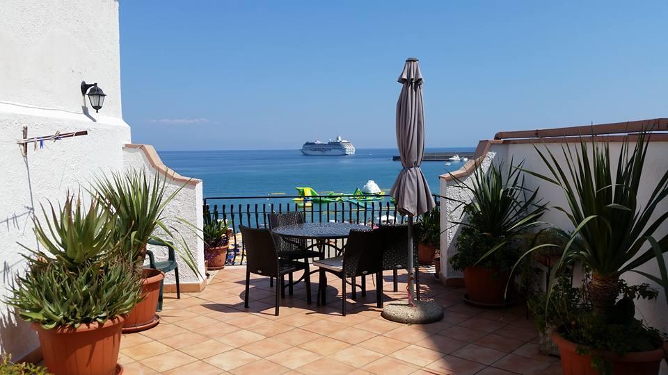 Apartments Mikros Giardini-Naxos Exterior foto